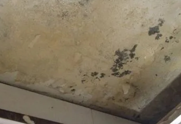 和布克赛尔阳台漏水维修公司分享下和布克赛尔卫生间渗水维修需要注意哪些问题。